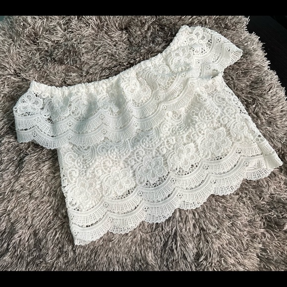 FOREVER21 CROCHET WHITE TOP - Picture 3 of 3